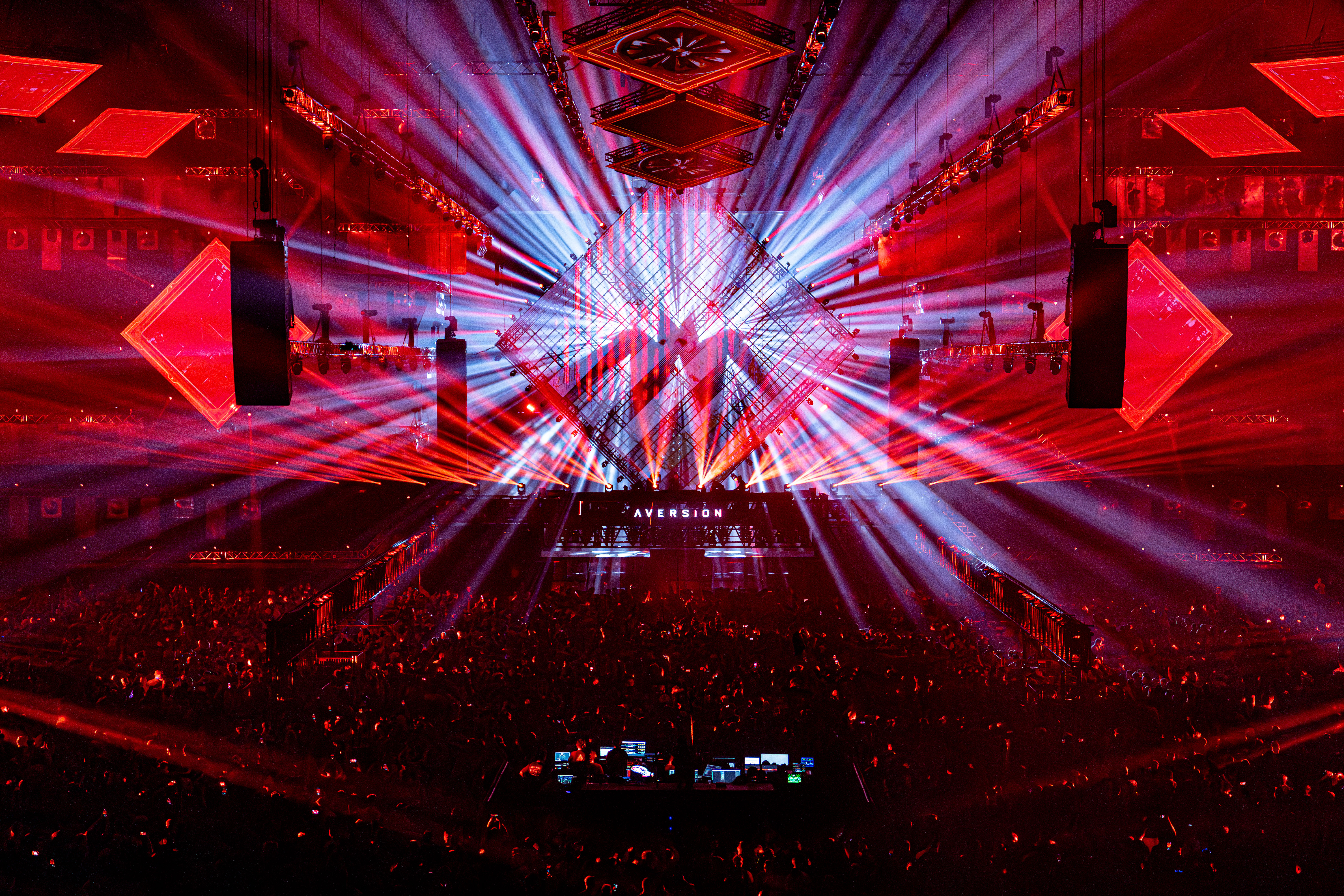 Supremacy — wide stage view
